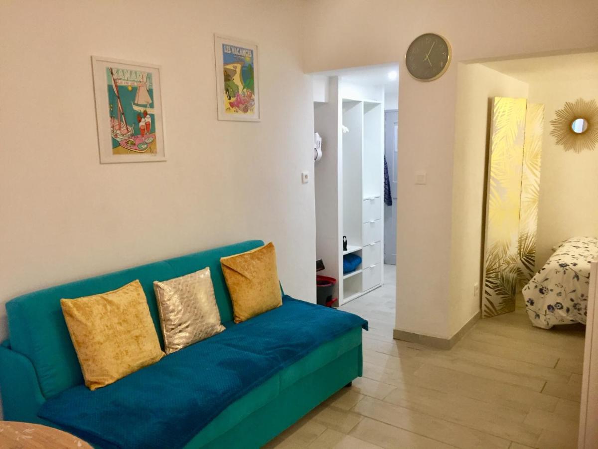 Superbe Studio Sur Le Port Et Rue Pietonne Sanary-sur-Mer Bagian luar foto
