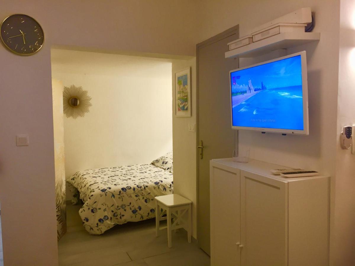 Superbe Studio Sur Le Port Et Rue Pietonne Sanary-sur-Mer Bagian luar foto